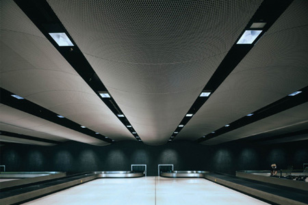 wallspan ceiling