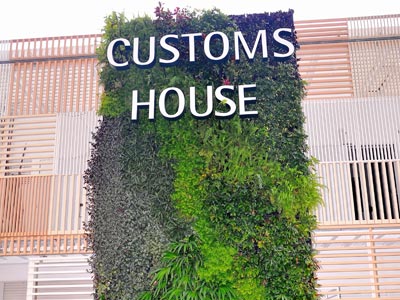 wallspan vertical garden